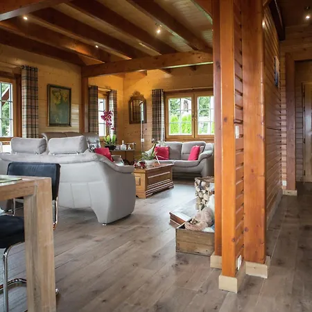 Luxury Wellness Villa, Septon Dağ evi