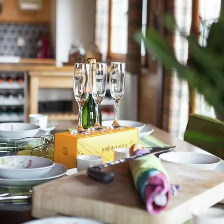 Dağ evi Luxury Wellness Villa, Septon